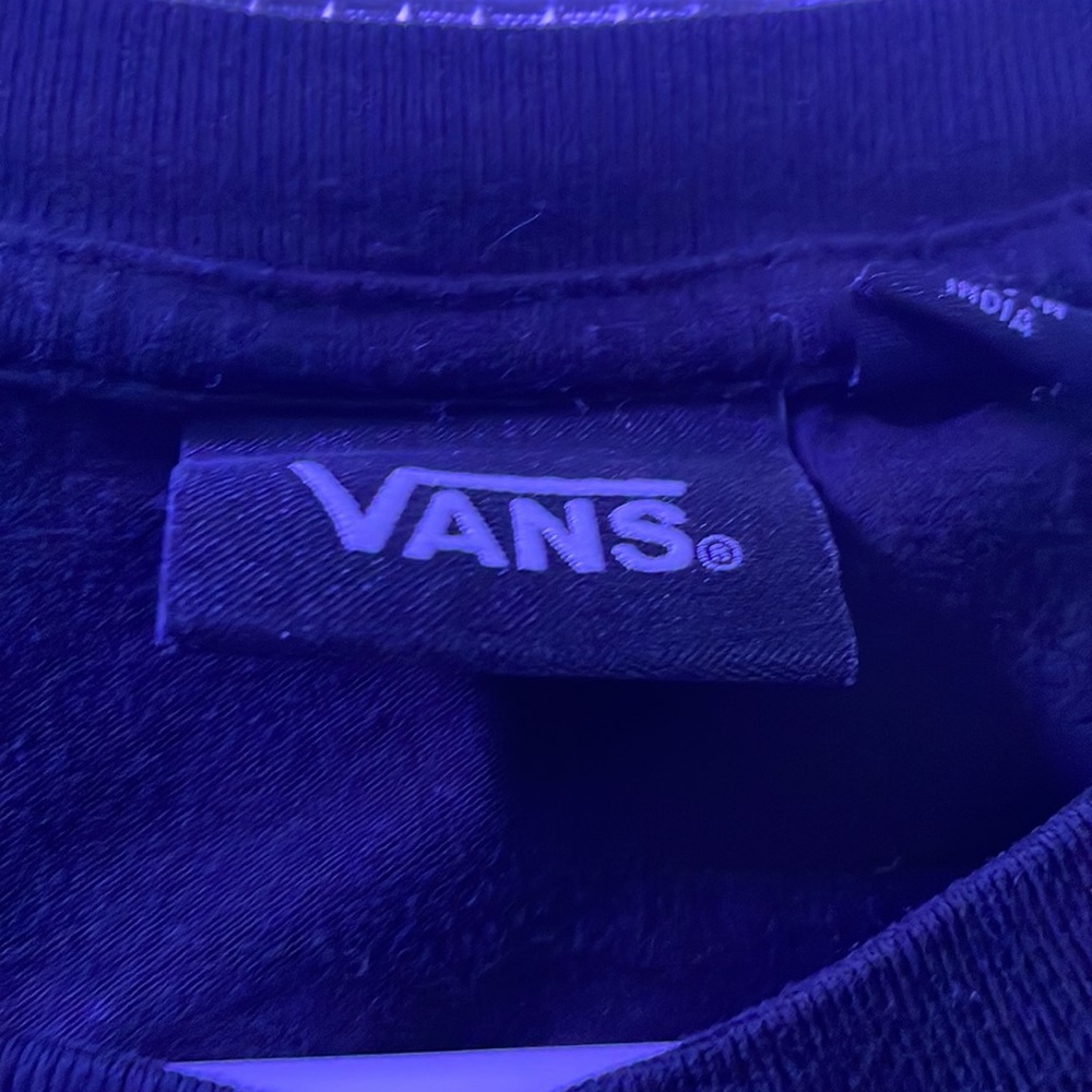 Vans - Picture 2 of 3